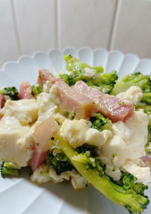 冷凍ブロッコリーで簡単♡豆腐ベーコン炒め-レシピのメイン写真