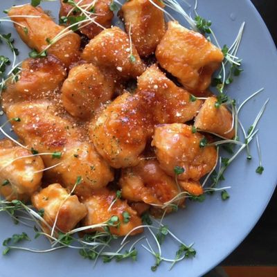 基本からアレンジまで！思わずつくりたくなる「鶏むね肉一枚」のレシピ