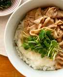 ＊ずぼら飯＊豚こまととろろのわさび醤油丼