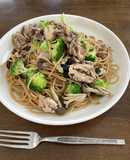 全粒粉スパゲティで作る意識高い系パスタ