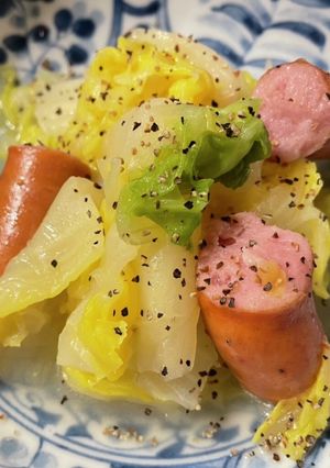 ほっこり白菜とウィンナーの塩バター蒸し-レシピのメイン写真