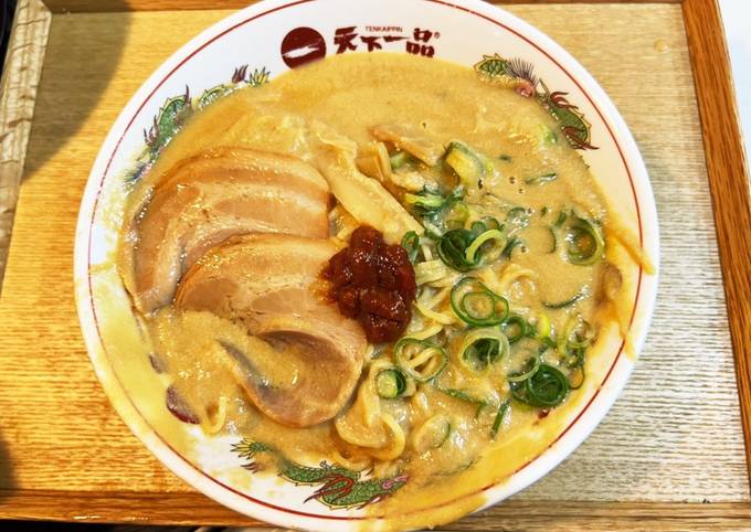 再現度ほぼ完璧天下一品こってりラーメン by ウクレレおじさん♪ 【クックパッド】 簡単おいしいみんなのレシピが392万品