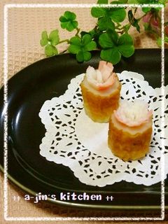お弁当に✿ちくわ×かにかまのお花-レシピのメイン写真