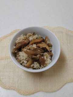 たっぷり舞茸の混ぜご飯-レシピのメイン写真
