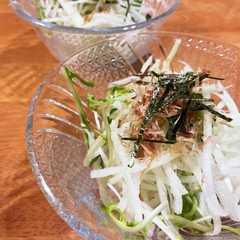 รูปของ 水菜と大根サラダ