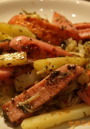 魚肉ソーセージとポテトのジェノバ炒め-レシピのメイン写真