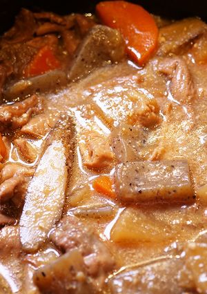 臭みがなくなる！名店の味「モツ煮込み」-レシピのメイン写真