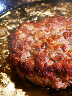 つなぎなし!肉100%「ハンバーグ」-レシピのメイン写真