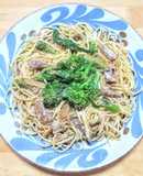 イワシ水煮缶と菜の花のパスタ