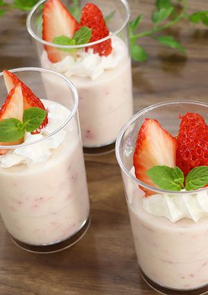 ひな祭りに♡超簡単！濃厚いちごプリン-レシピのメイン写真
