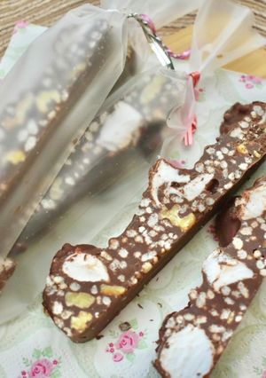 溶かして混ぜるだけ！簡単チョコバー-レシピのメイン写真