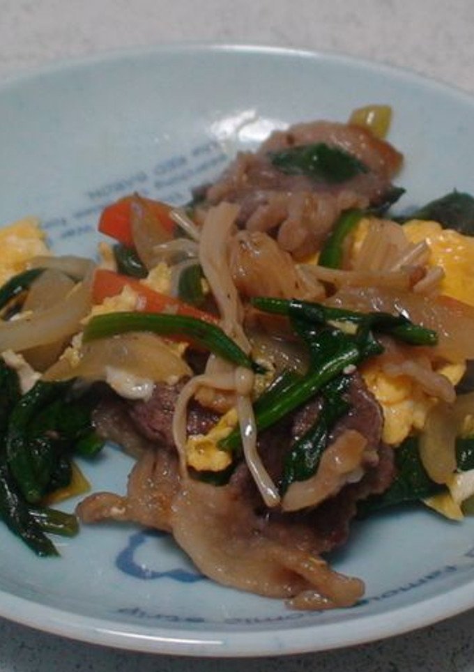 野菜にお肉に卵！ほうれん草と牛肉の卵とじ-レシピのメイン写真