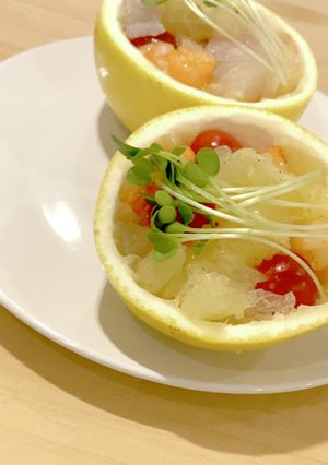 グレープフルーツの魚介サラダ-レシピのメイン写真