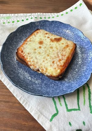 ピリ辛っ！チーズトースト-レシピのメイン写真