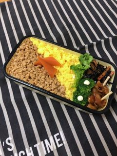 高校生弁当3/2 そぼろ弁当-レシピのメイン写真