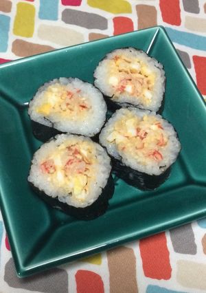 超簡単☆旨味堪能！カニかまたまご海苔巻き-レシピのメイン写真