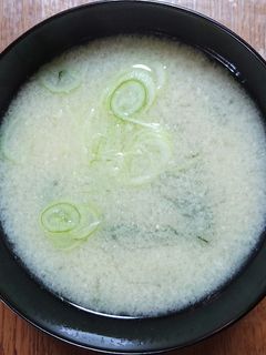 卵黄の味噌漬けのお味噌で即席お味噌汁-レシピのメイン写真