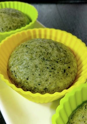 おやつに。卵ありHM粒あんよもぎ蒸しパン-レシピのメイン写真
