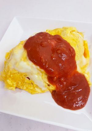 オムライスやオムレツに麹トマトソース！-レシピのメイン写真
