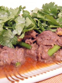 牛肉とニンニクの芽のオイスターソース炒め-レシピのメイン写真