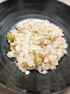 アンチョビとオリーブのバターライス-レシピのメイン写真
