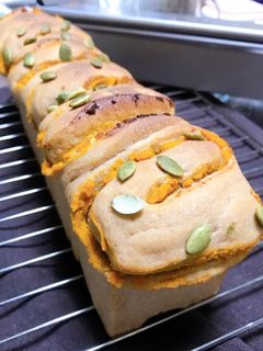 *全粒粉かぼちゃパン*-レシピのメイン写真