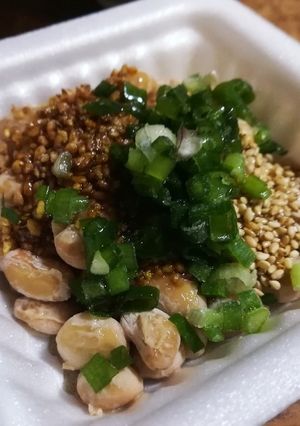 納豆&そば茶ご飯。小ネギ白ごま亜麻仁油-レシピのメイン写真