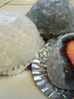 いちご大福 残ったお餅消費に!-レシピのメイン写真