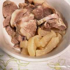 รูปของ 炊飯器で簡単☆塩チャーシュー、ポッサム風
