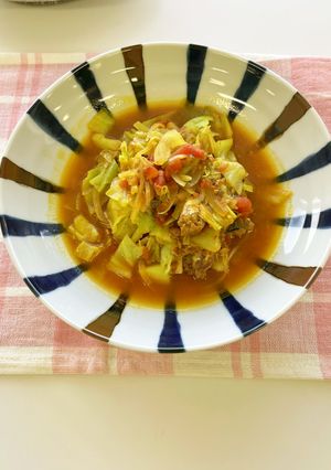 さば味噌煮缶と春キャベツのカレー煮込み-レシピのメイン写真