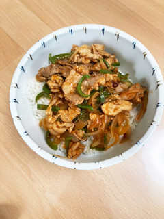 豚こまのピリ辛丼-レシピのメイン写真