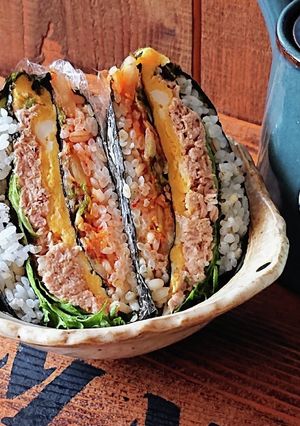 ランチに★折り畳みおにぎり(ツナキムチ)-レシピのメイン写真