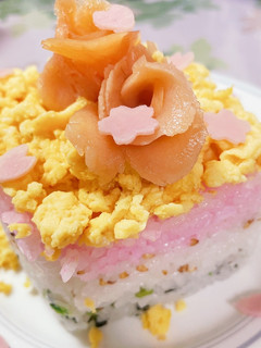 ひな祭りに菱餅風ちらし寿司-レシピのメイン写真