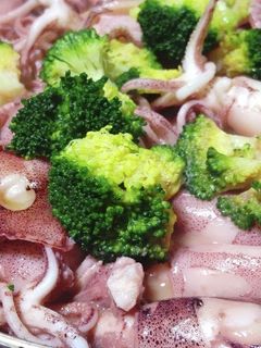 ヒイカとブロッコリーのバター炒め-レシピのメイン写真