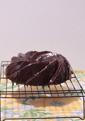 アマレットバントケーキ～チョコソース付♪-レシピのメイン写真