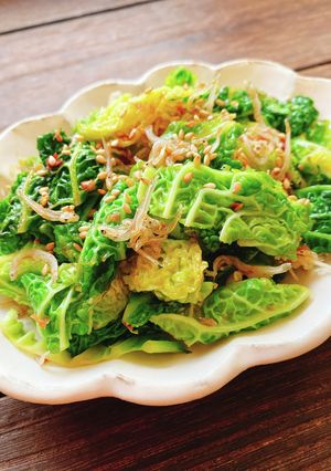 ごま油香る♪サボイキャベツのじゃこ炒め-レシピのメイン写真