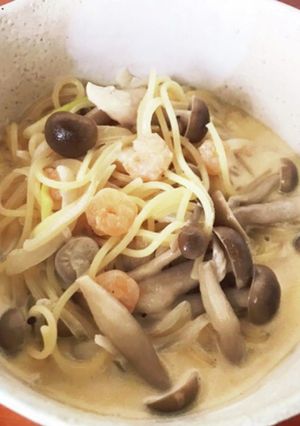 一人前鍋の素でエビミルクスープパスタ-レシピのメイン写真