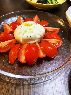 ブッラータチーズとトマトのカプレーゼ♪-レシピのメイン写真