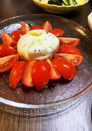 ブッラータチーズとトマトのカプレーゼ♪-レシピのメイン写真