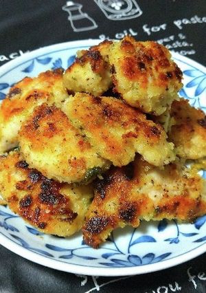 セロリの葉で鶏胸肉のガーリック香草焼き-レシピのメイン写真