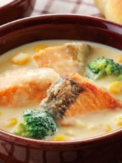 秋鮭のコーンシチュー-レシピのメイン写真