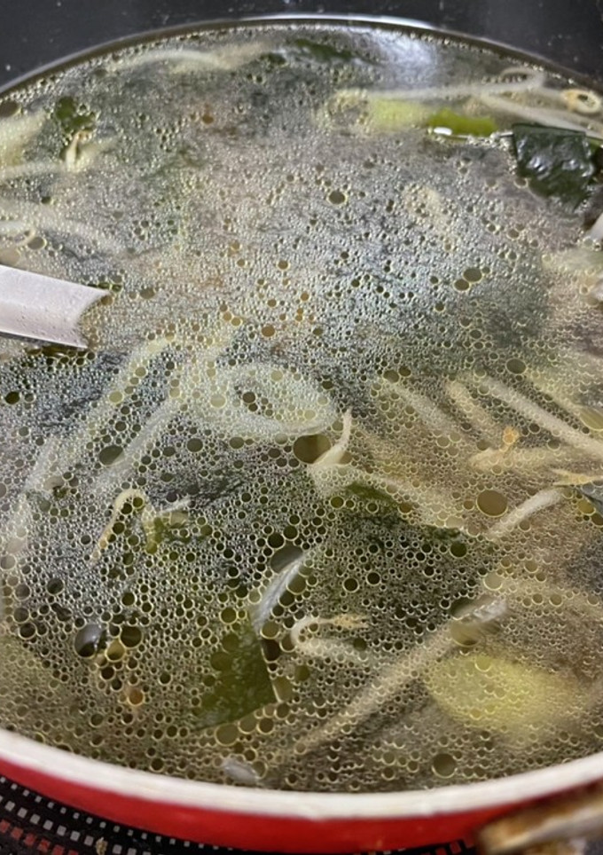 もやしとネギとわかめのスープ-レシピのメイン写真
