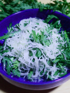 真冬の大根と春菊の無限サラダ-レシピのメイン写真