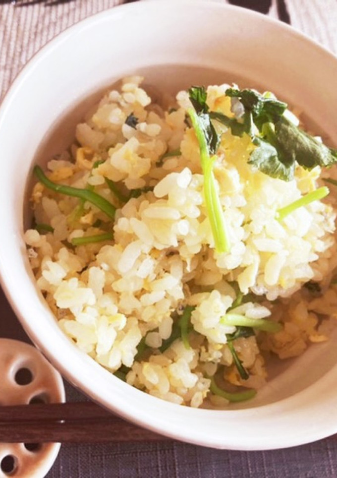 卵とミツバの和風炒飯-レシピのメイン写真