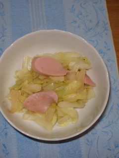 おさかなウインナーとキャベツ炒め-レシピのメイン写真