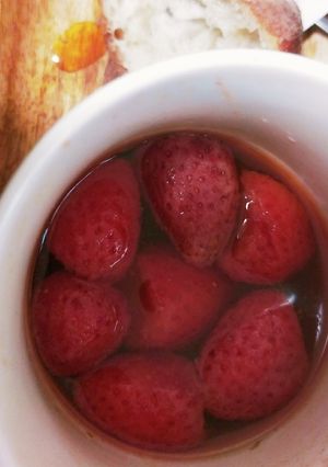 苺紅茶‥美白効果をお茶で得る✰-レシピのメイン写真