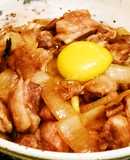 鹿バラ肉丼(とろける甘みがクセになる)
