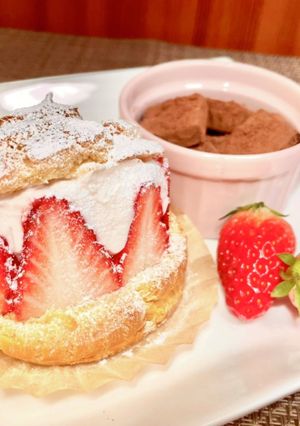 いちごたっぷり シュークリーム-レシピのメイン写真