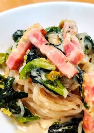 低糖質！ベーコンほうれん草しらたきパスタ-レシピのメイン写真