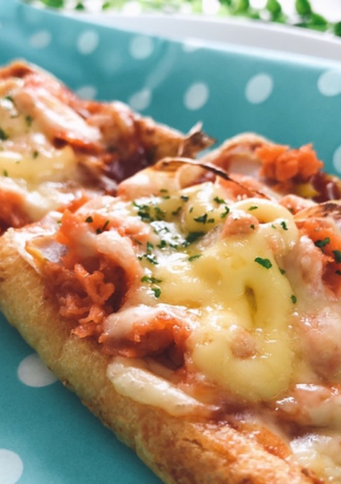 薄揚げで作るネギと鮭のマヨピザ-レシピのメイン写真